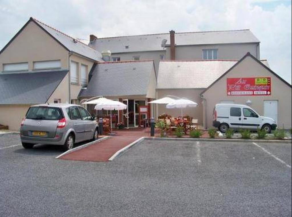 Au P'Tit Quinquin Hotel Le Val-Saint-Pere Ngoại thất bức ảnh