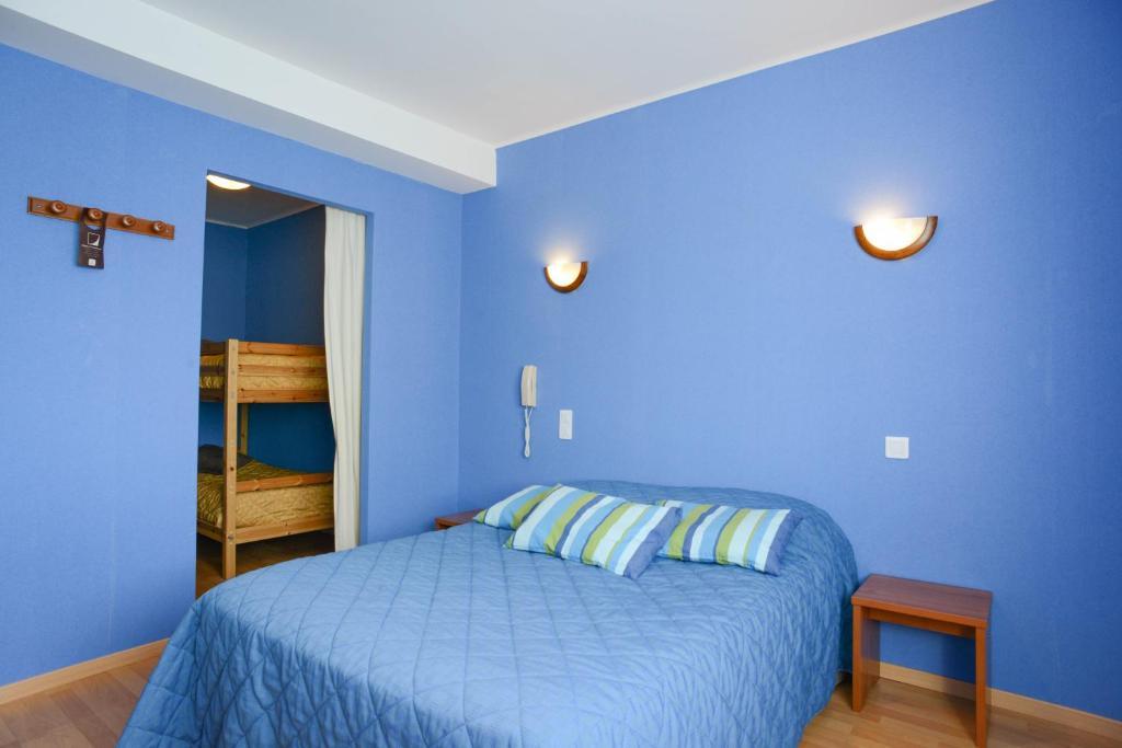 Au P'Tit Quinquin Hotel Le Val-Saint-Pere Ngoại thất bức ảnh