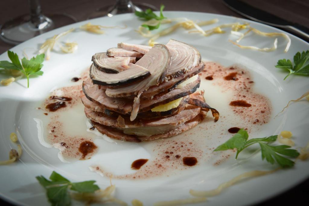 Au P'Tit Quinquin Hotel Le Val-Saint-Pere Ngoại thất bức ảnh