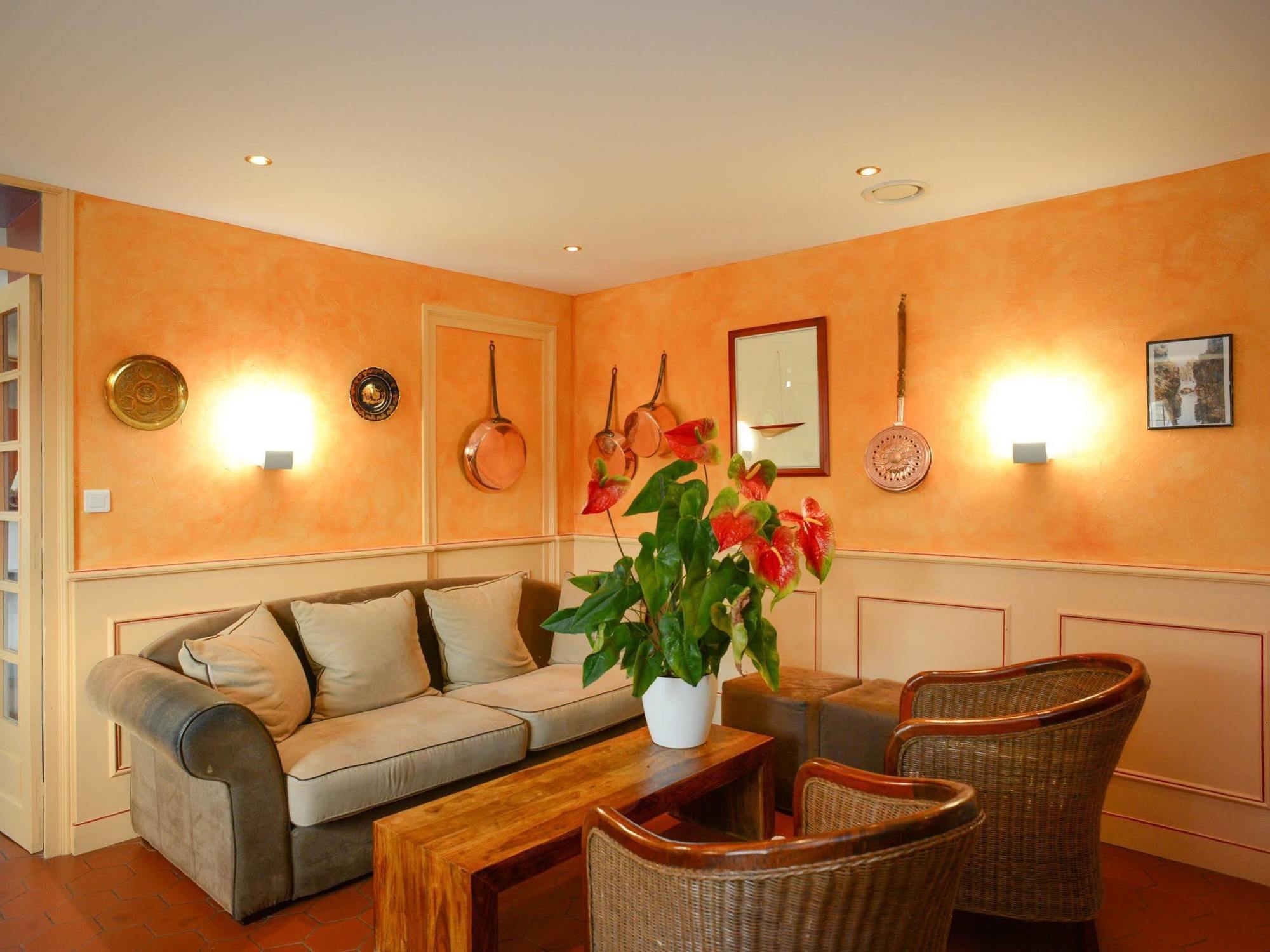 Au P'Tit Quinquin Hotel Le Val-Saint-Pere Ngoại thất bức ảnh