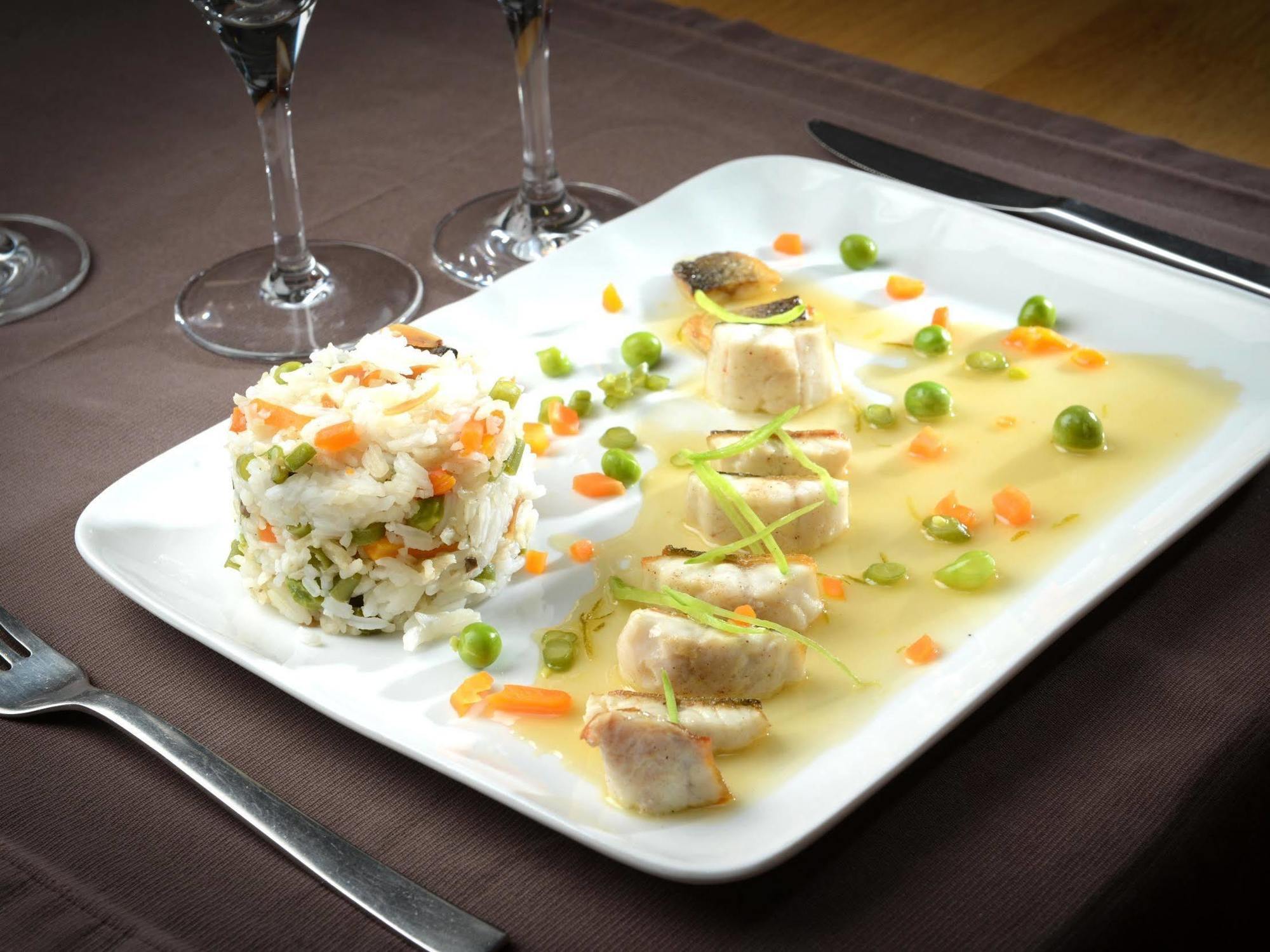 Au P'Tit Quinquin Hotel Le Val-Saint-Pere Ngoại thất bức ảnh
